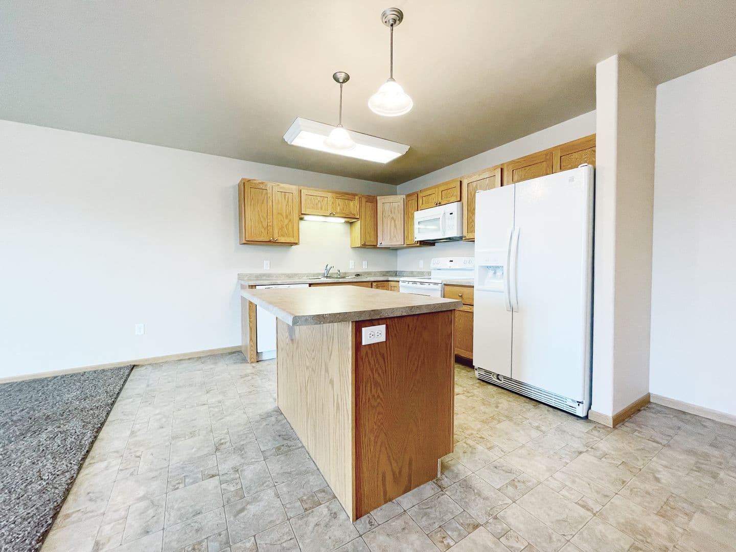 Minot Apartment: 3705 2nd Street NE