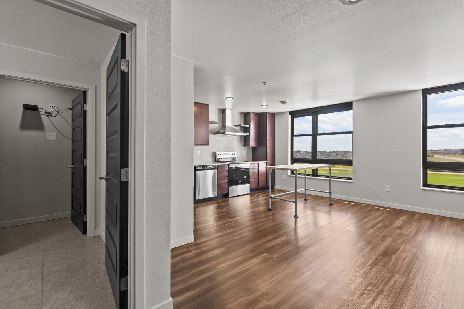 Bismarck Apartment: 202 & 208 E Greenfield Lane