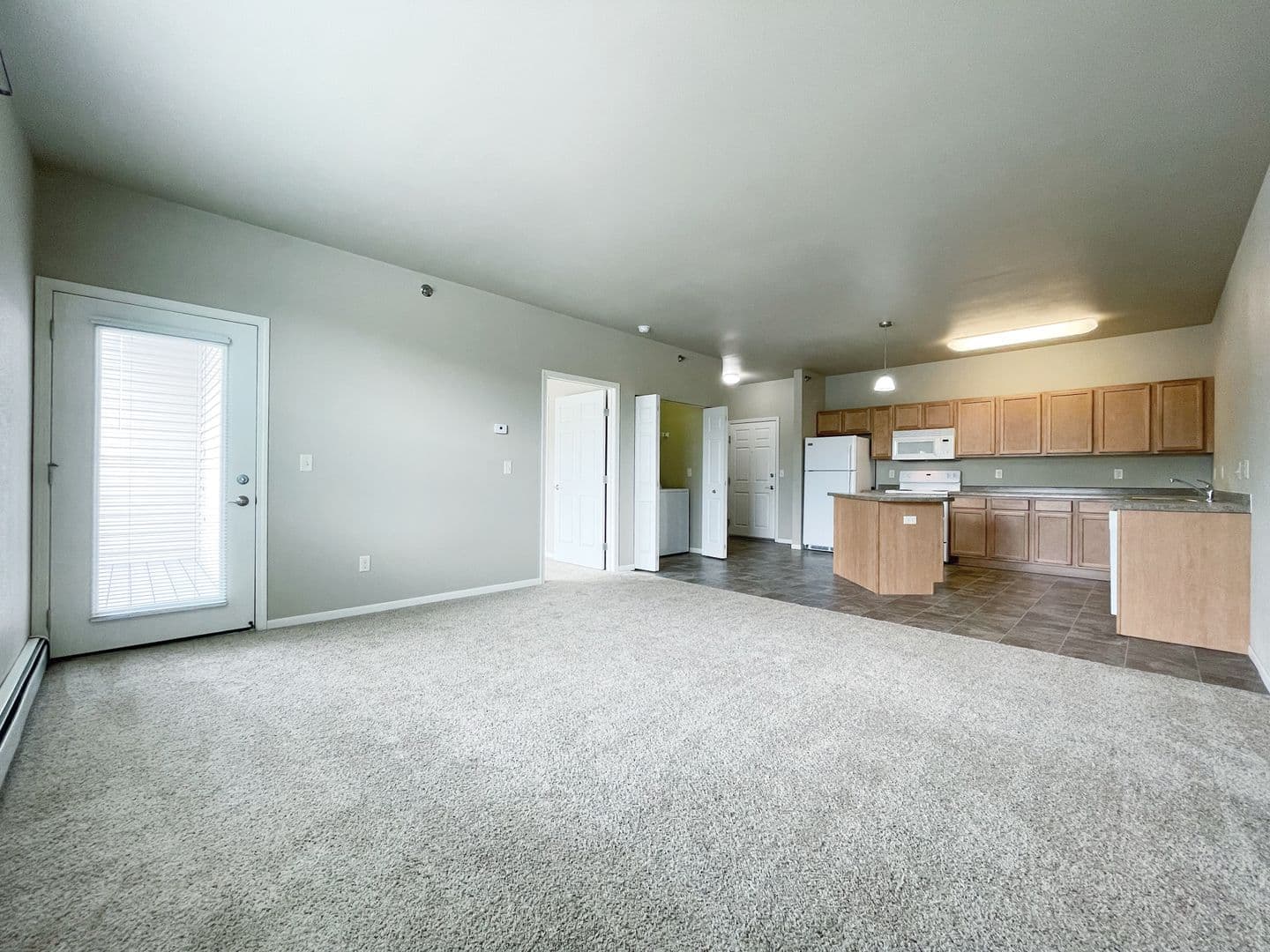 Minot Apartment: 3321 7th Street NE