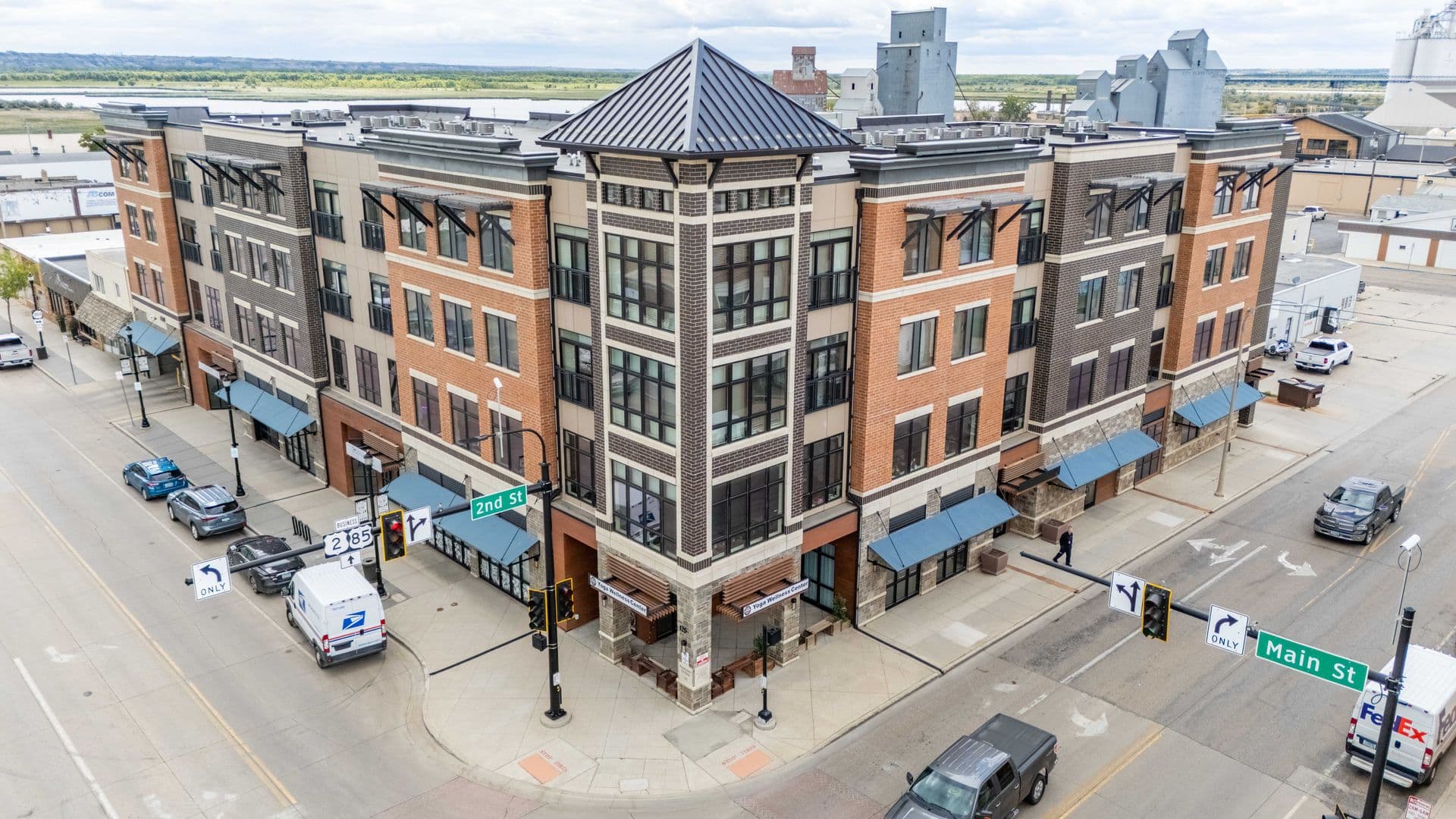 Williston Apartment: 125 Main Street