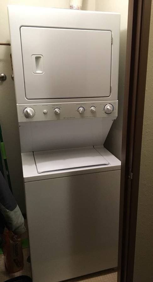 Wausau Apartment: 400 River Drive