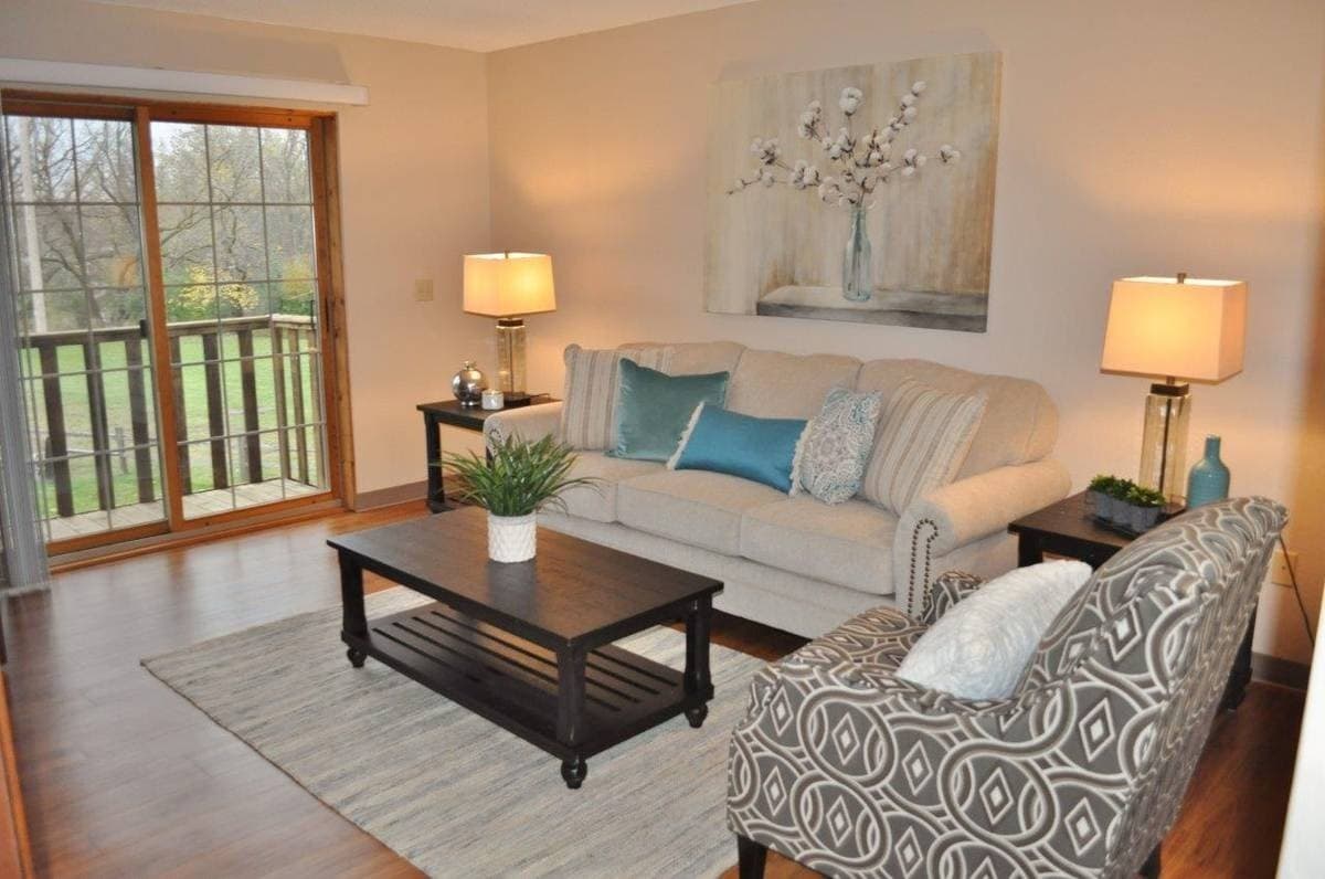 Wausau Apartment: 400 River Drive
