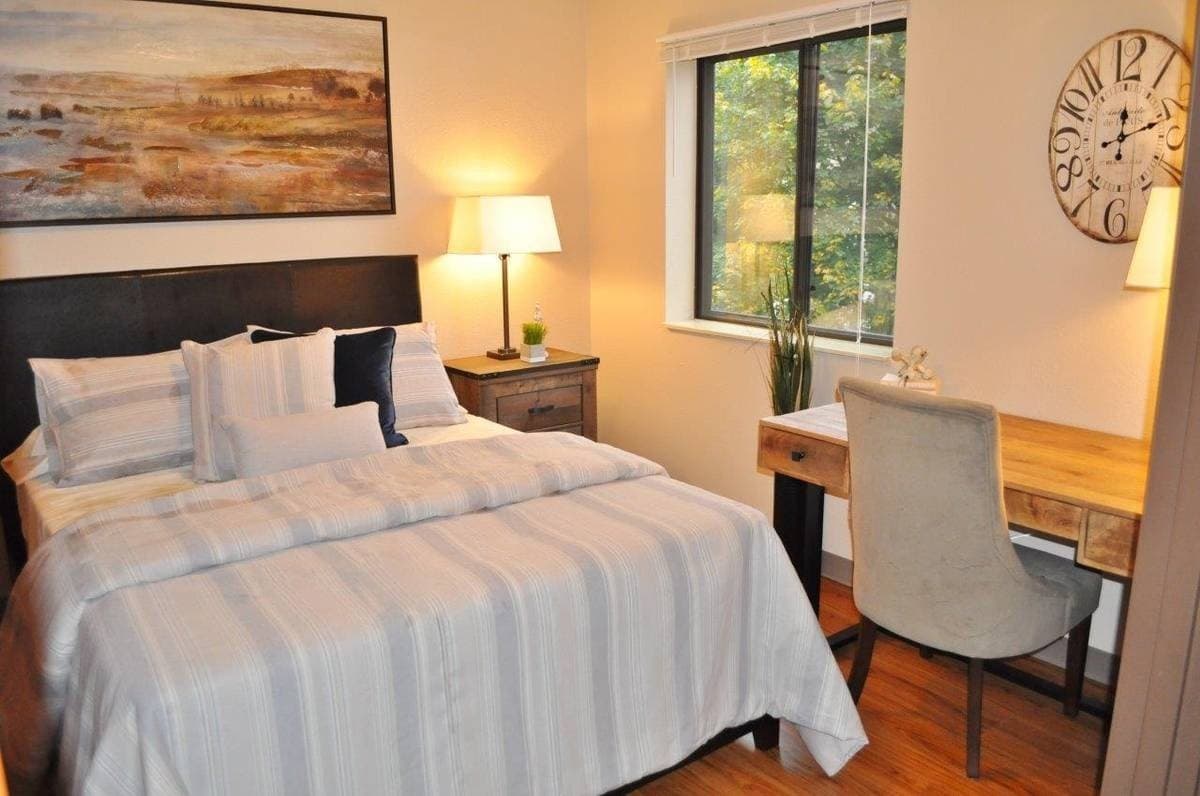 Wausau Apartment: 400 River Drive