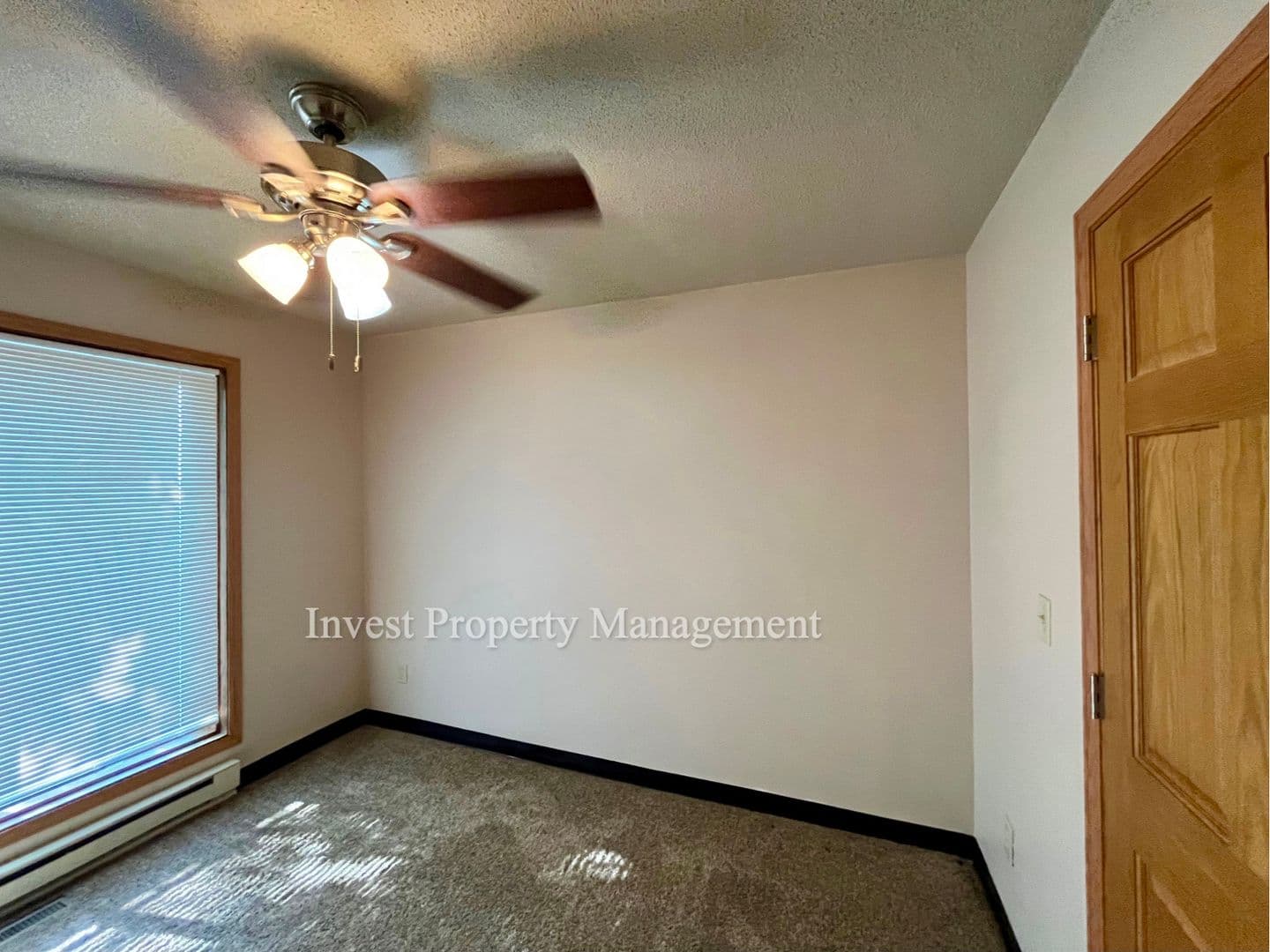 Rush City Apartment: 105 N Eliot Ave