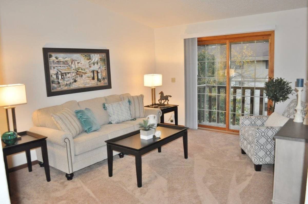 Wausau Apartment: 400 River Drive
