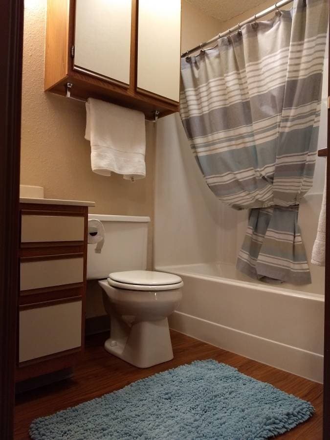 Wausau Apartment: 400 River Drive