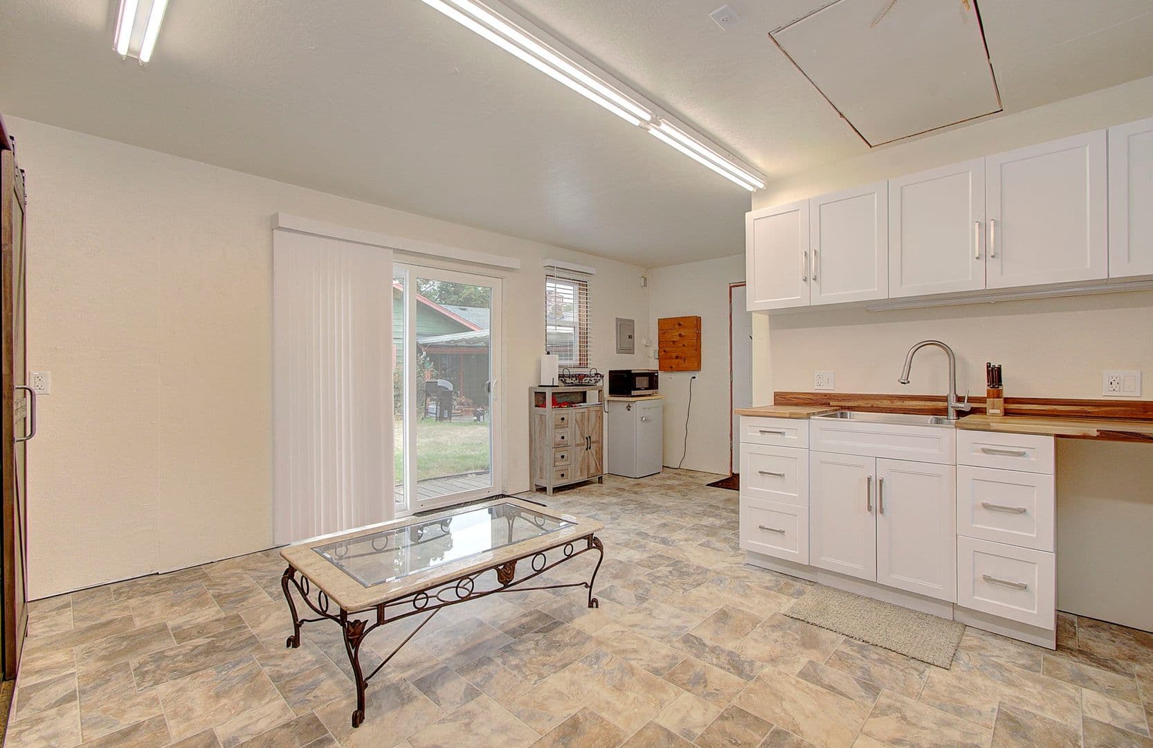 Vancouver House: 12311 SE McGillivray Blvd