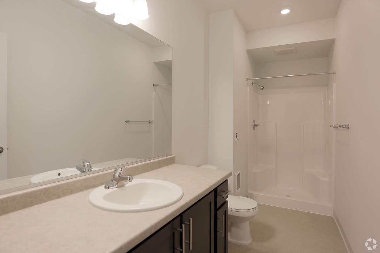Washougal Apartment: 2300 Main Street