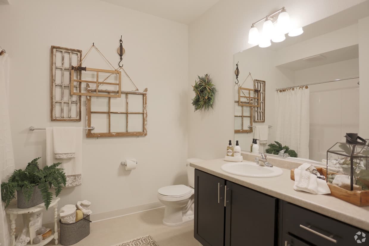 Washougal Apartment: 2300 Main Street
