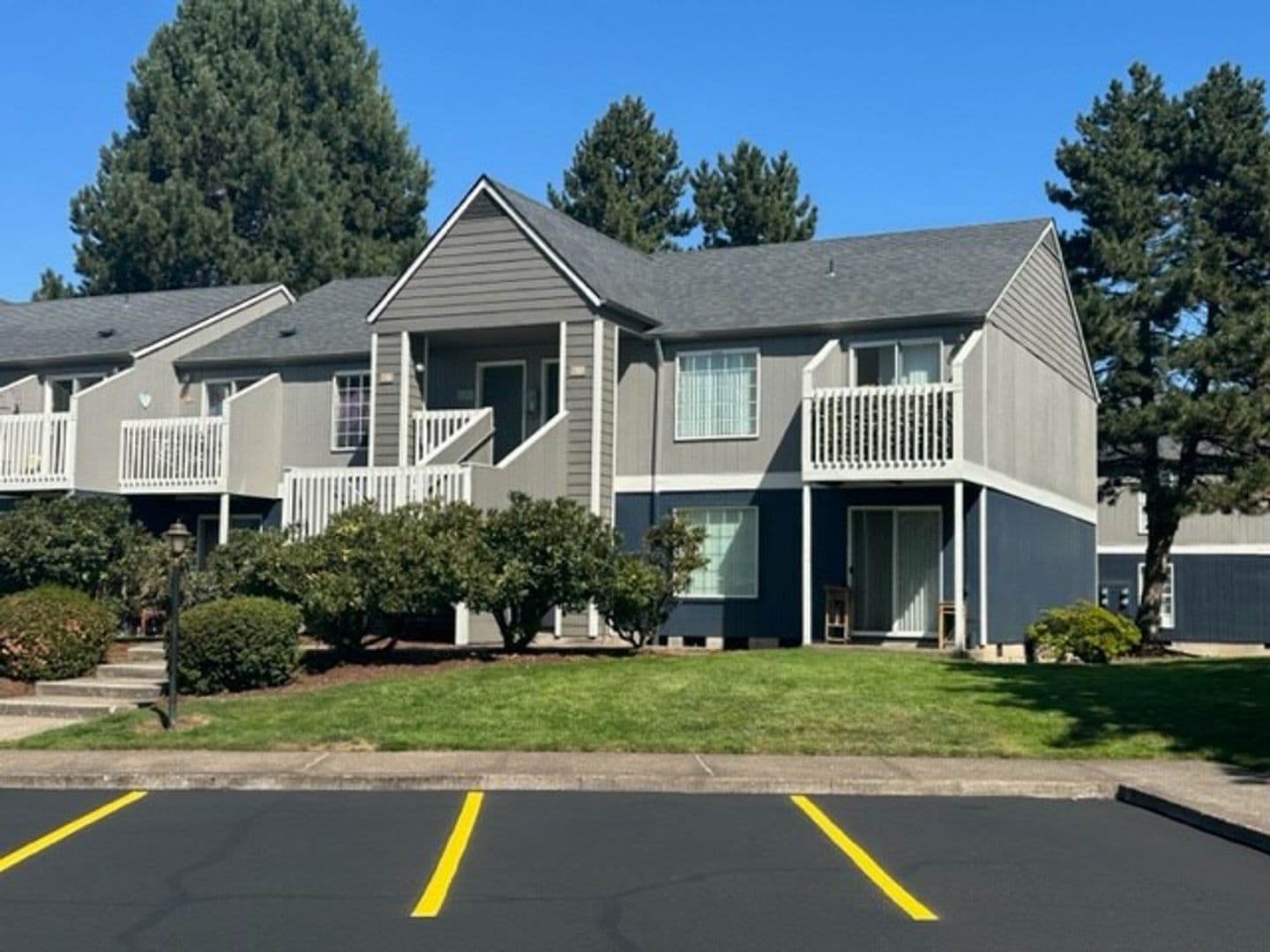 EUGENE Apartment: 1811 KINGSLEY ROAD