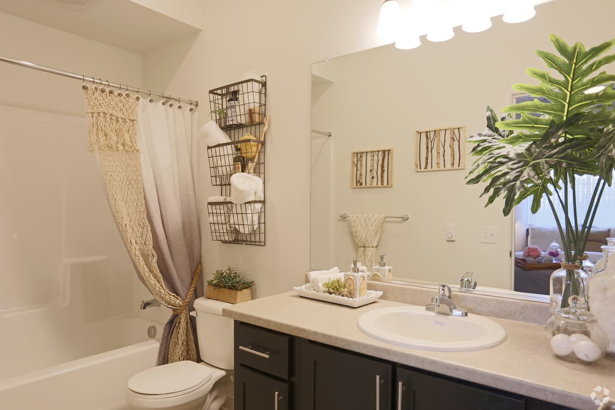 Washougal Apartment: 2300 Main Street