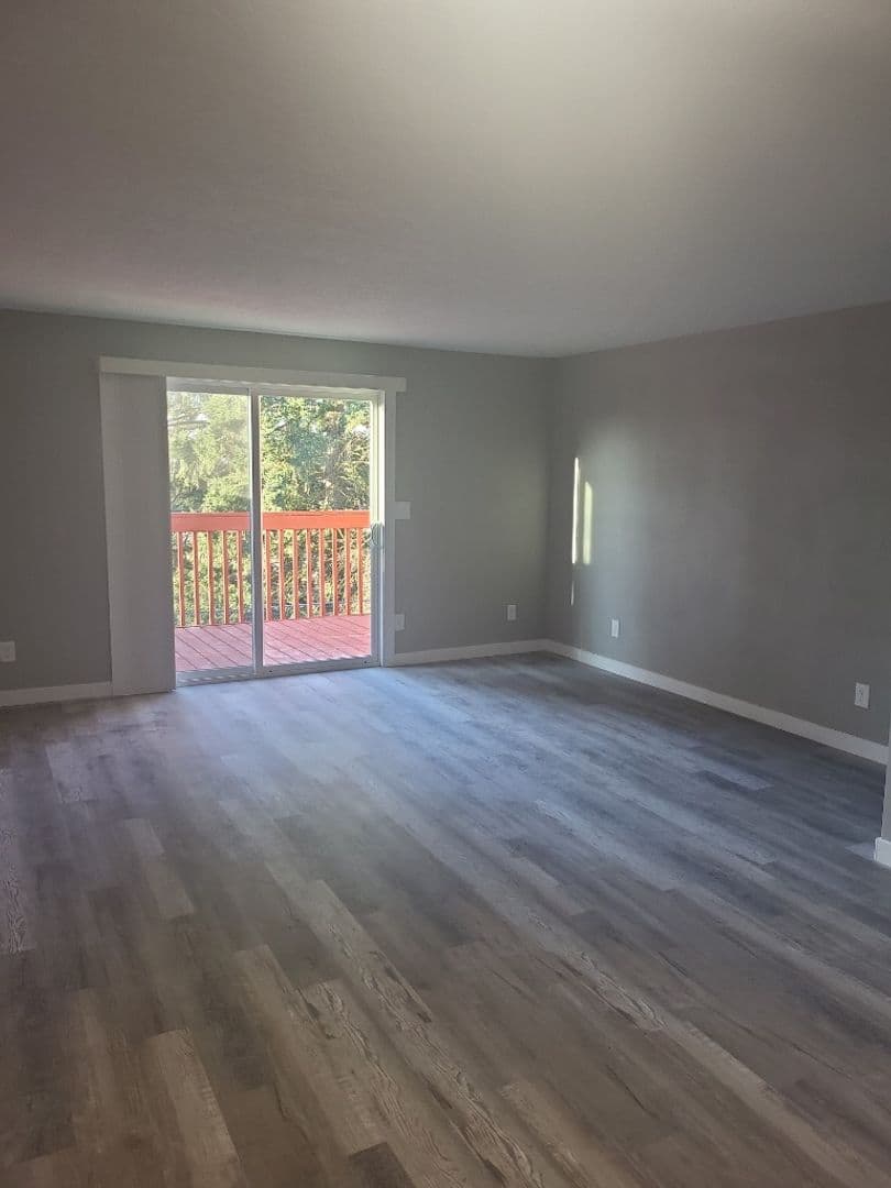 Camas Apartment: 222-238 NW 12 Avenue