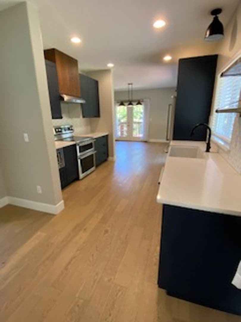 Vancouver House: 15809 NE 18 Ct