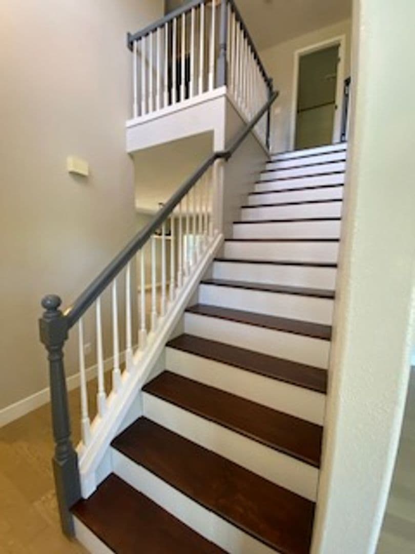 Vancouver House: 15809 NE 18 Ct