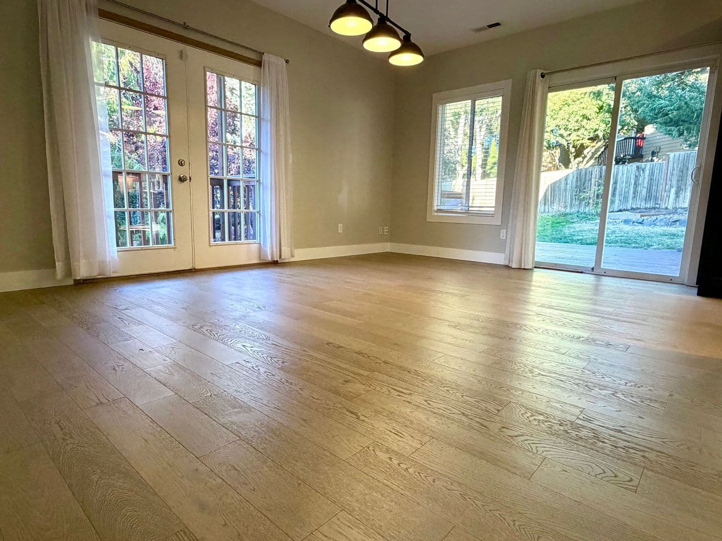 Vancouver House: 15809 NE 18 Ct