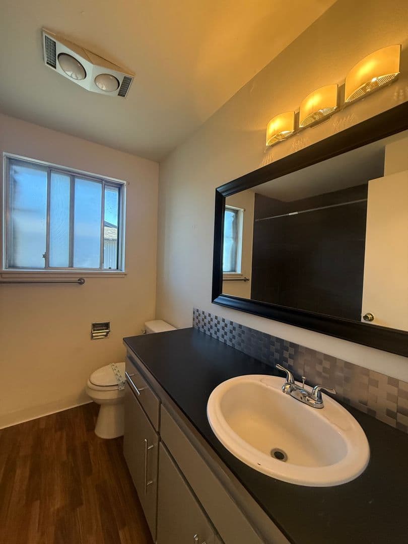 VANCOUVER Apartment: 301-415 NE 104 AVENUE