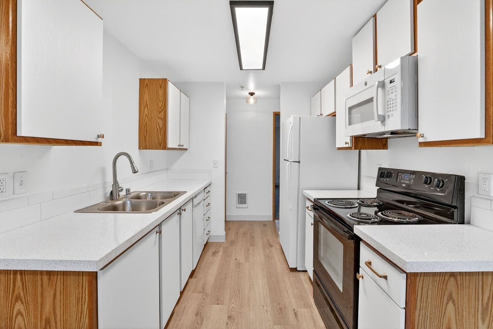 VANCOUVER Apartment: 12514 SE 7 STREET