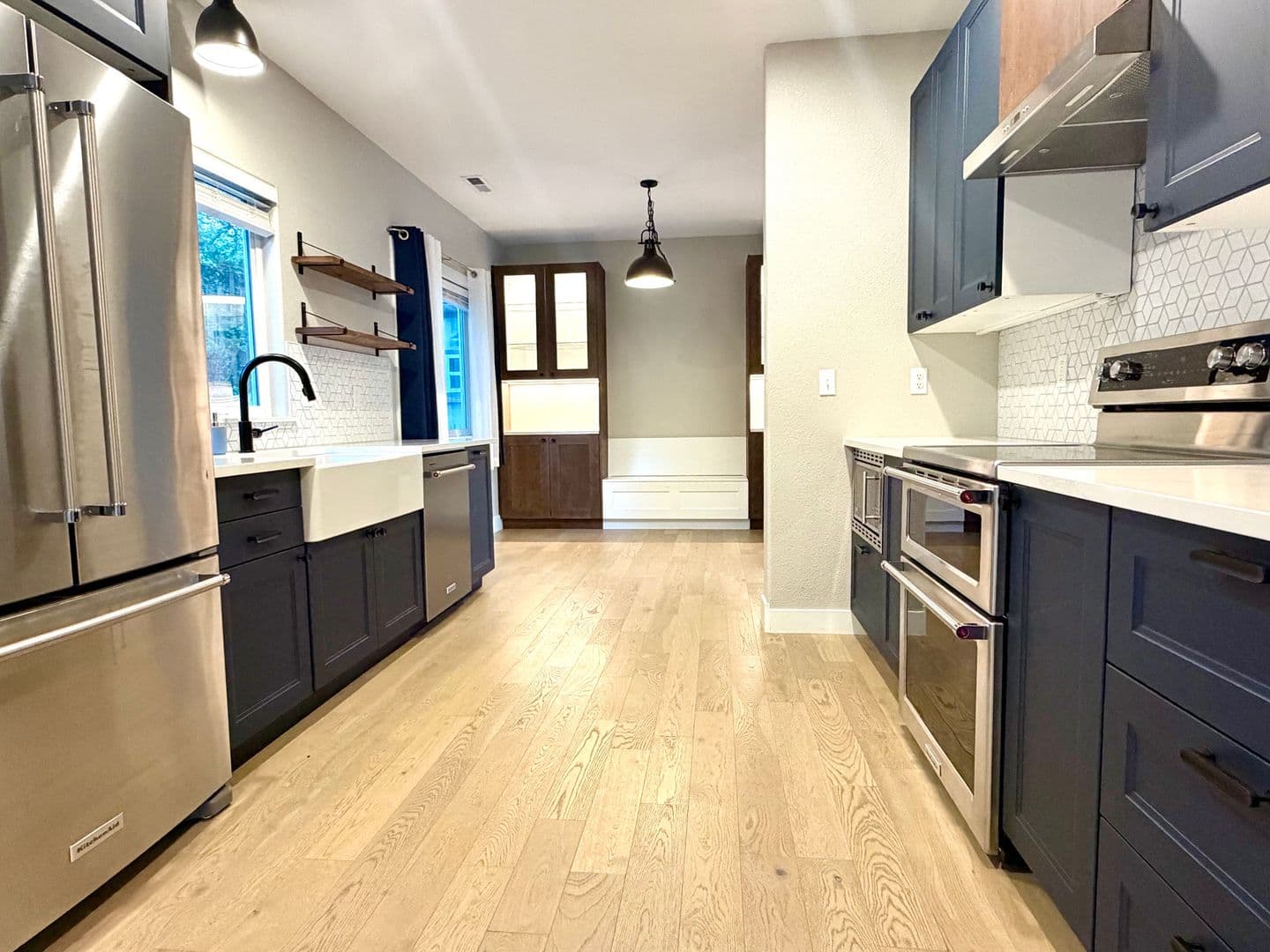 Vancouver House: 15809 NE 18 Ct
