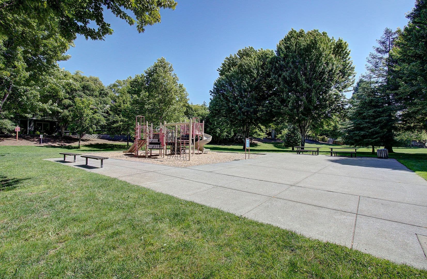 Vancouver House: 10800 SE 17th Circle #189