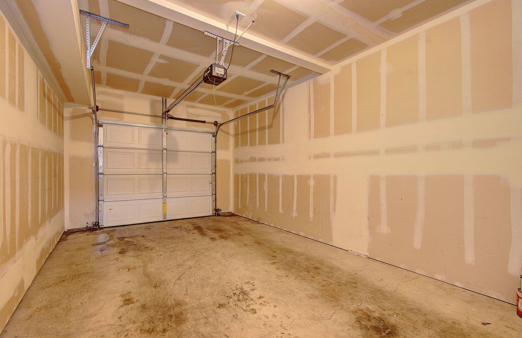 Vancouver House: 10800 SE 17th Circle #189