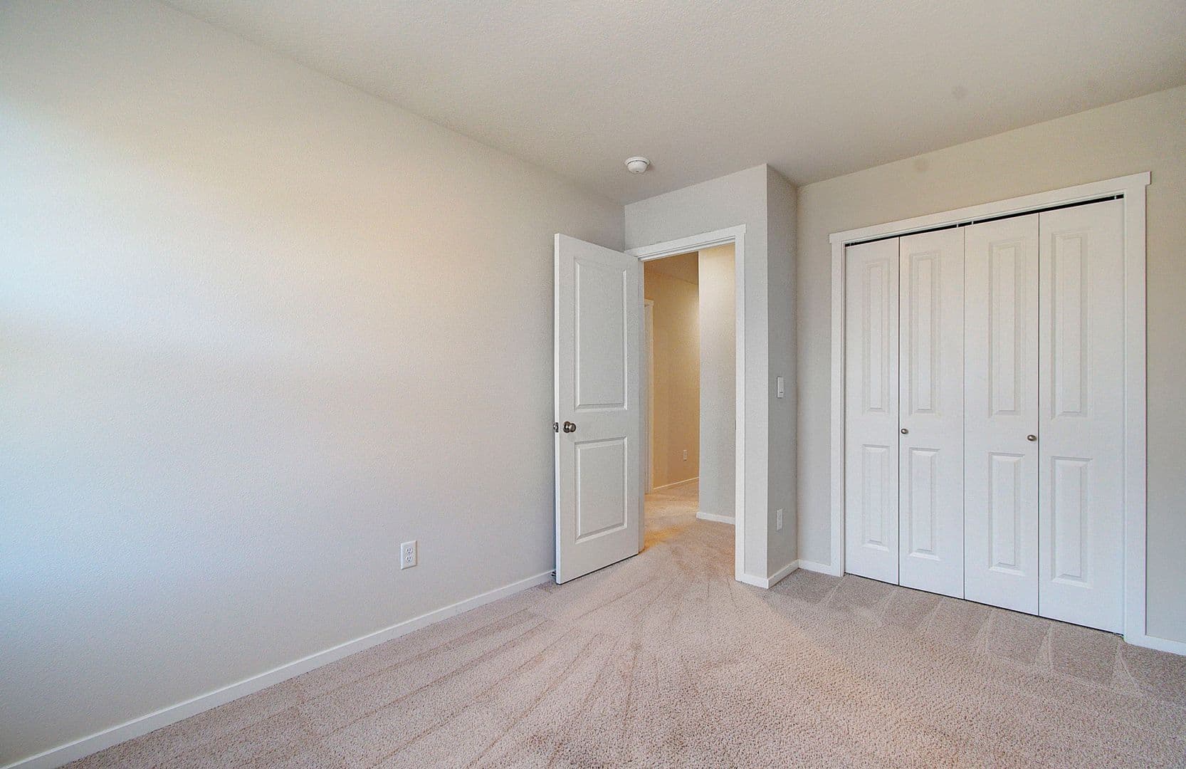 Vancouver House: 2635 NE 116 PL