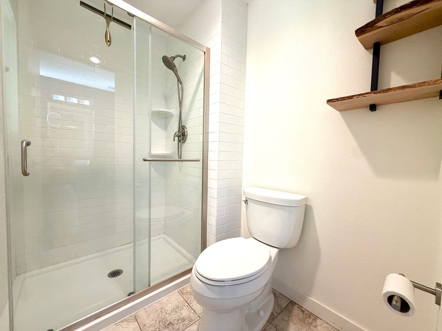 Vancouver House: 15809 NE 18 Ct