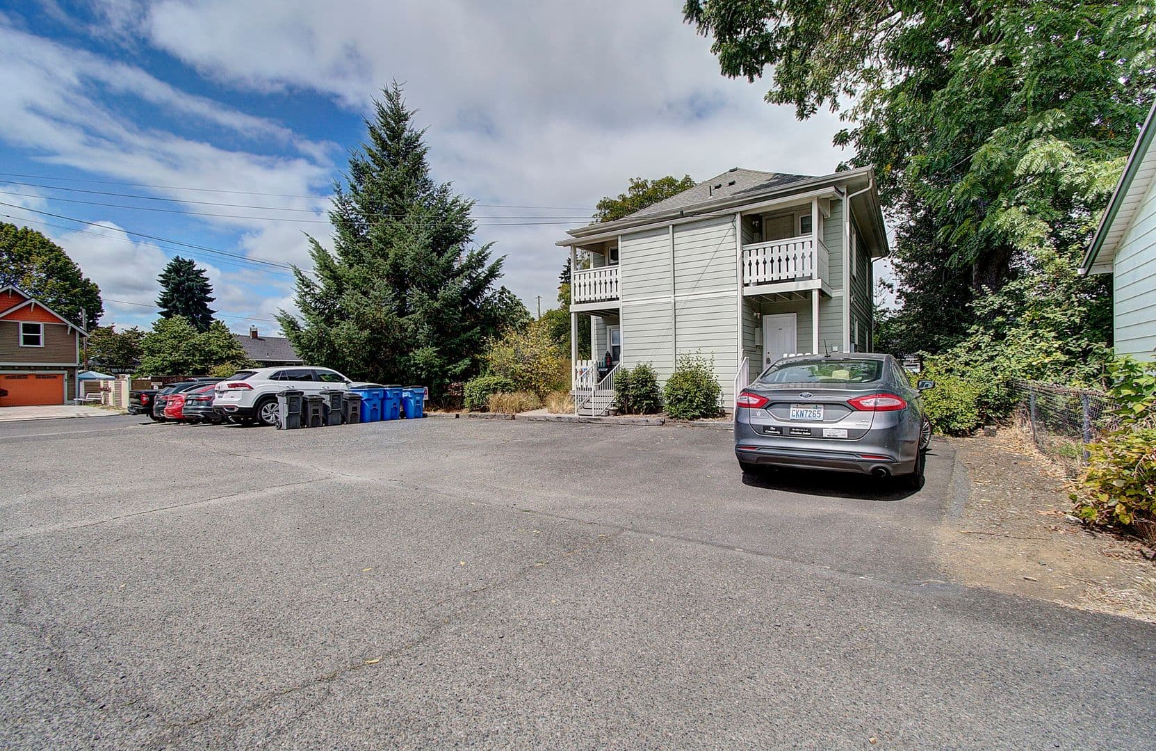 Vancouver Apartment: 2703 E 8 Street