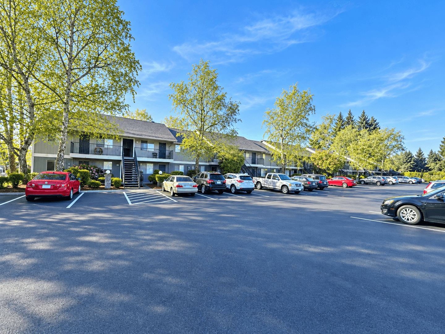 Vancouver Apartment: 7106 Hazel Dell Avenue