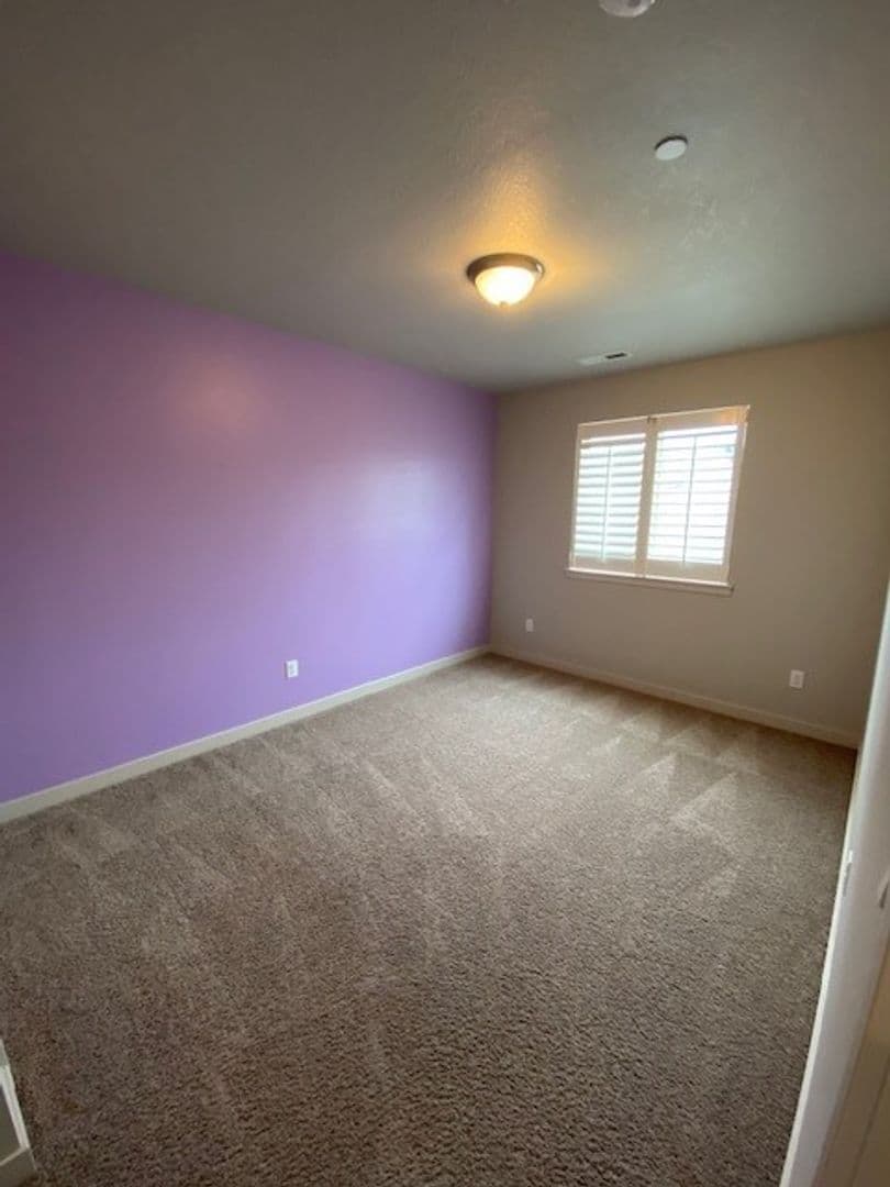 Ridgefield House: 175 N 44 Pl
