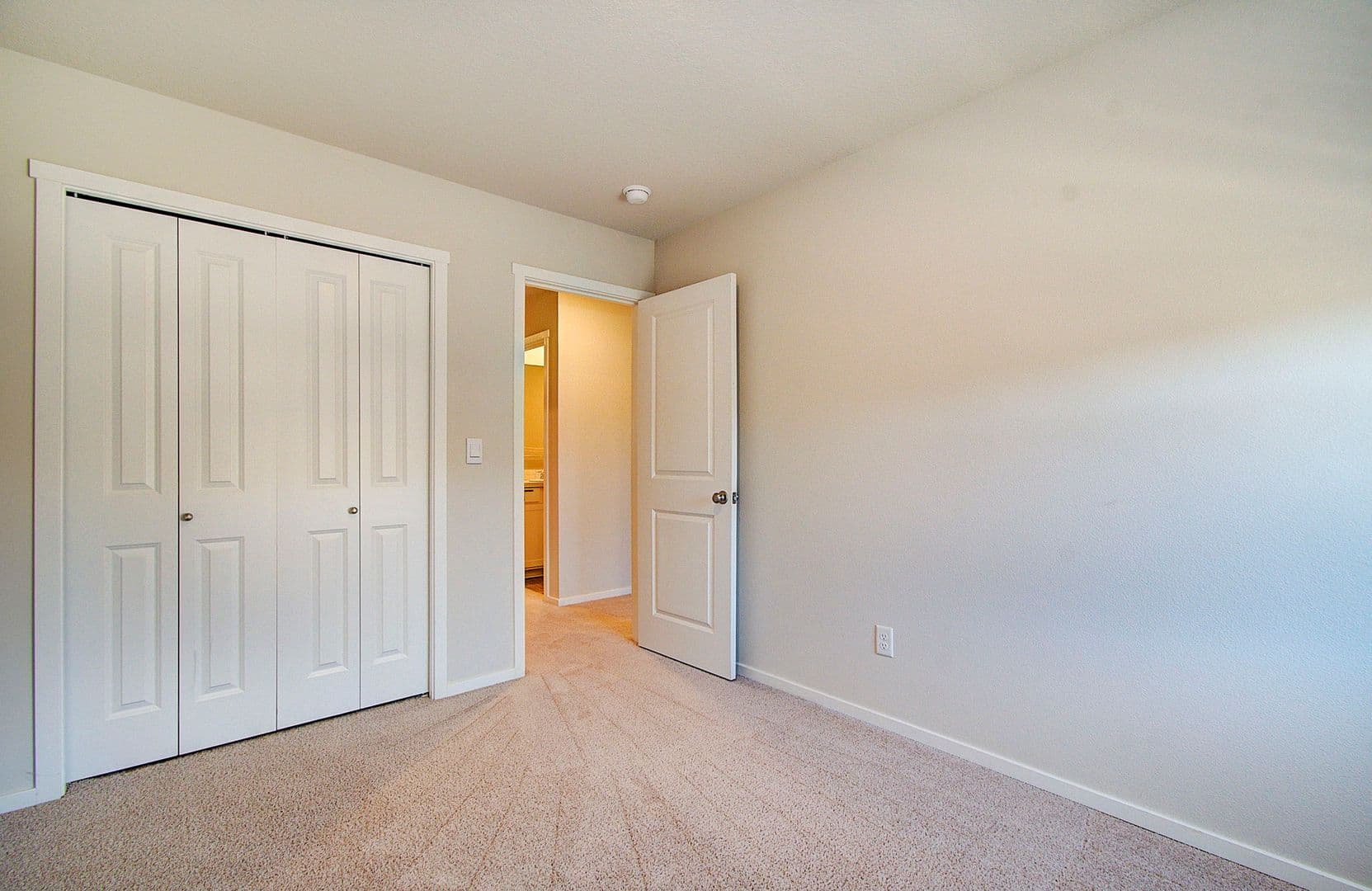 Vancouver House: 2635 NE 116 PL
