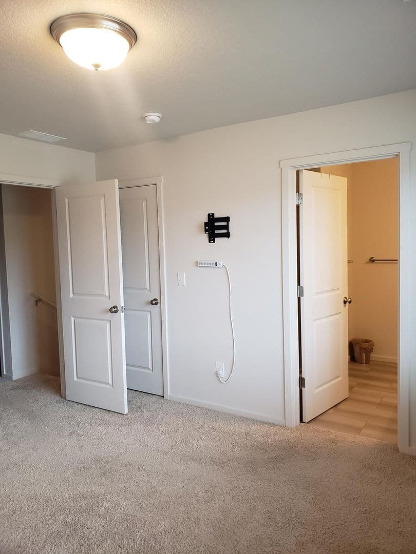 Vancouver Townhome: 11506 NE 22nd Cir