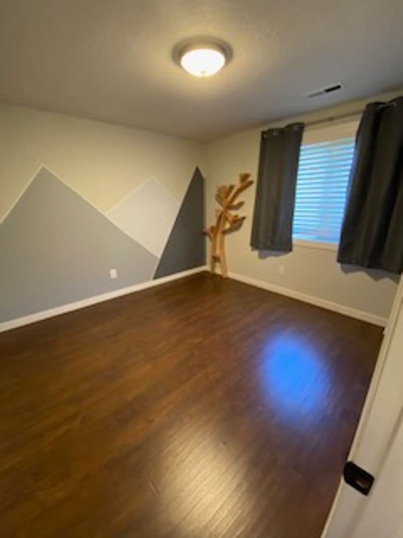 Vancouver House: 15809 NE 18 Ct
