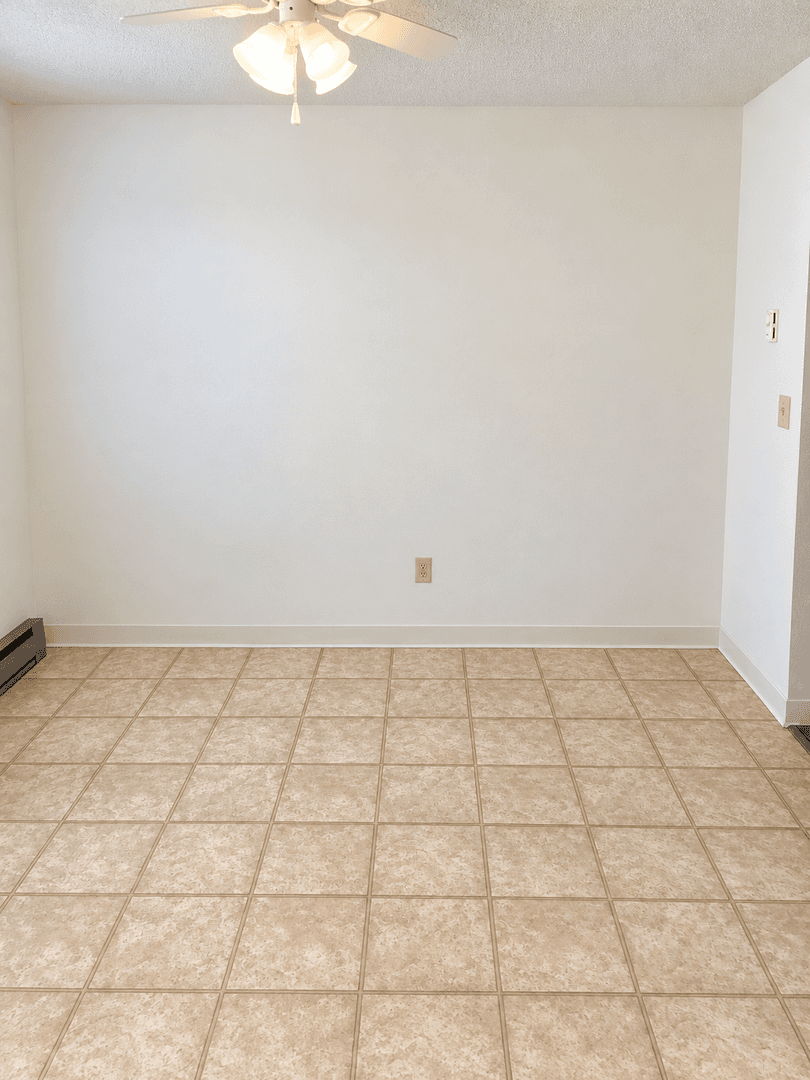 VANCOUVER Apartment: 3408 E 18 STREET