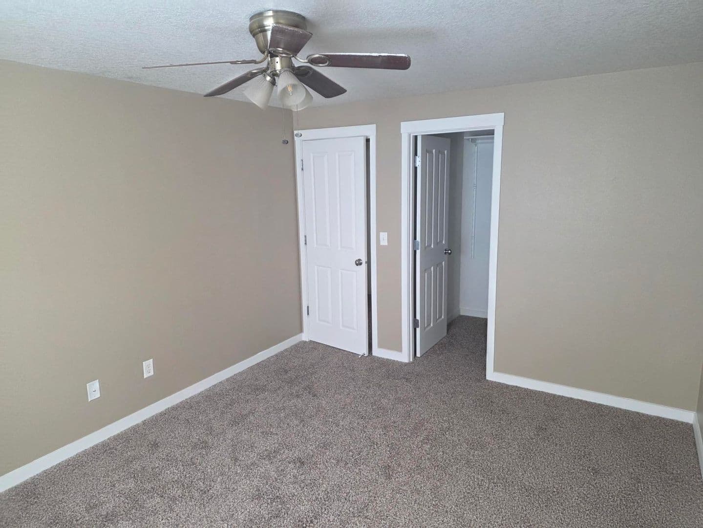 Vancouver House: 7904 NE 60th St