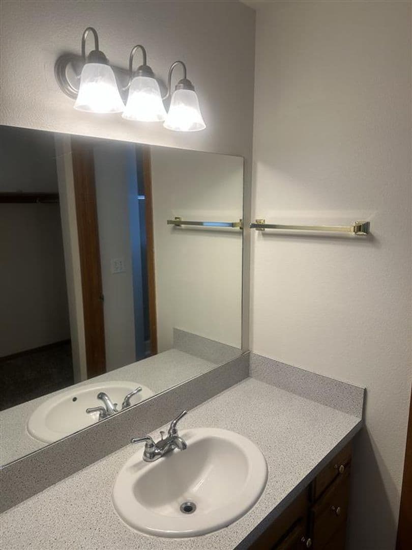 Vancouver House: 15116 NE 80th Street