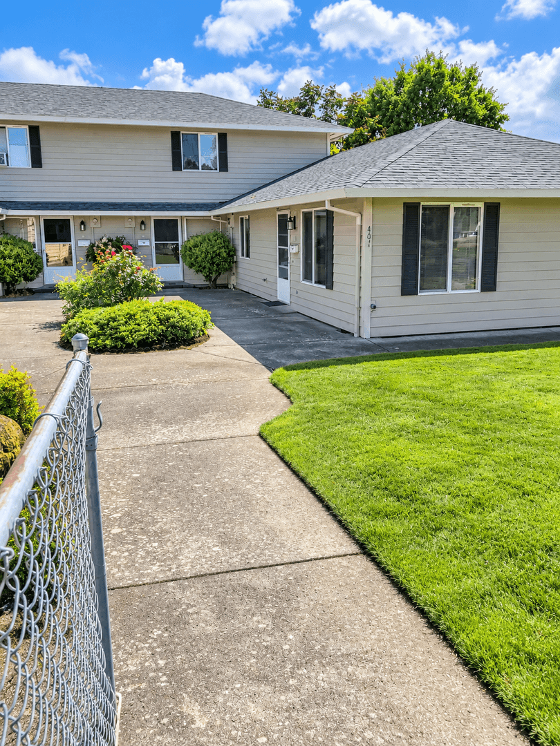 Washougal Apartment: 1802 C Street