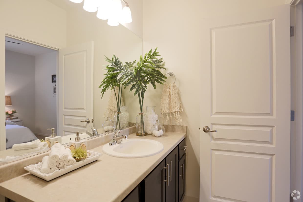 Washougal Apartment: 2300 Main Street