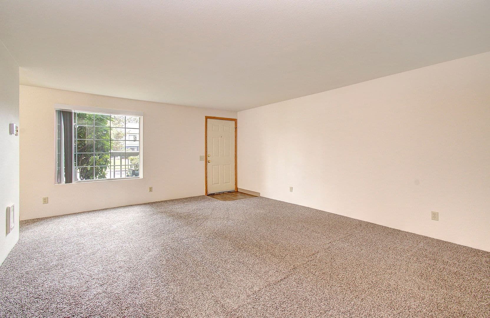 EUGENE Apartment: 1811 KINGSLEY ROAD
