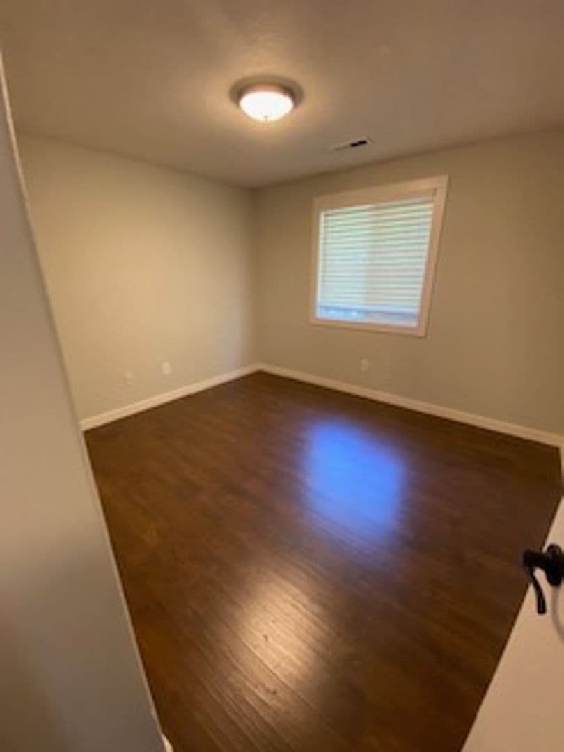 Vancouver House: 15809 NE 18 Ct