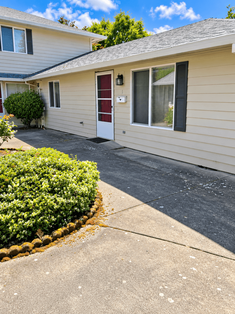 Washougal Apartment: 1802 C Street