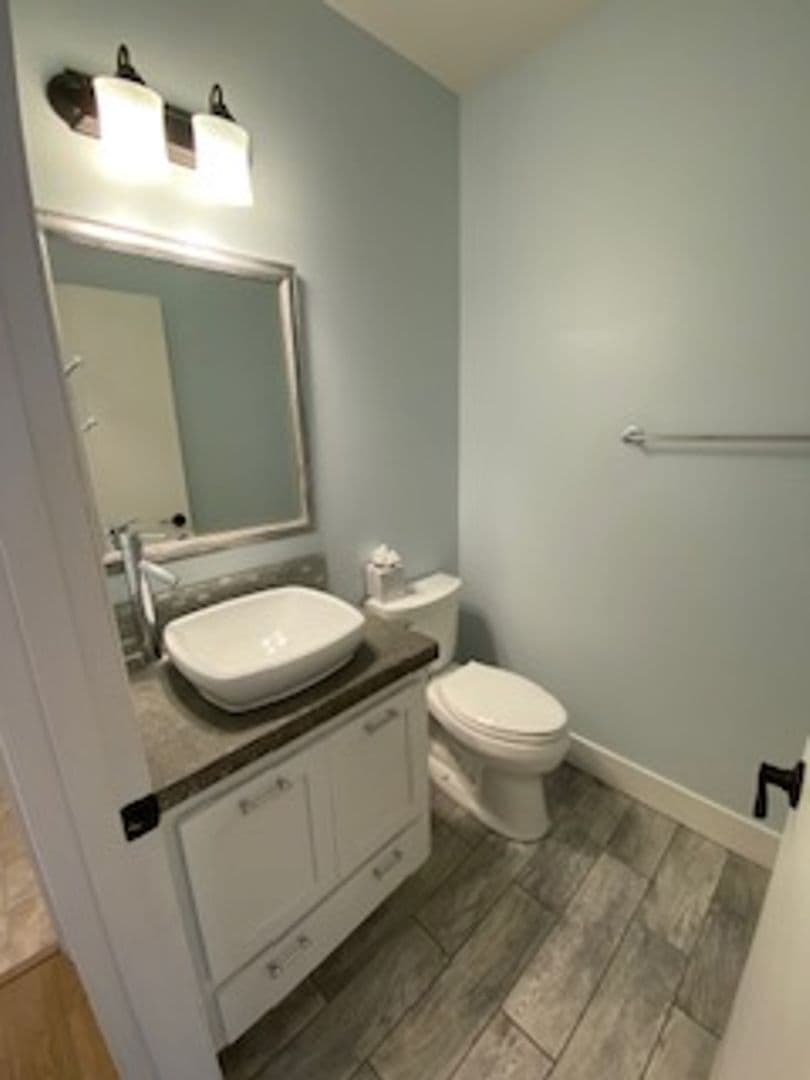 Vancouver House: 15809 NE 18 Ct