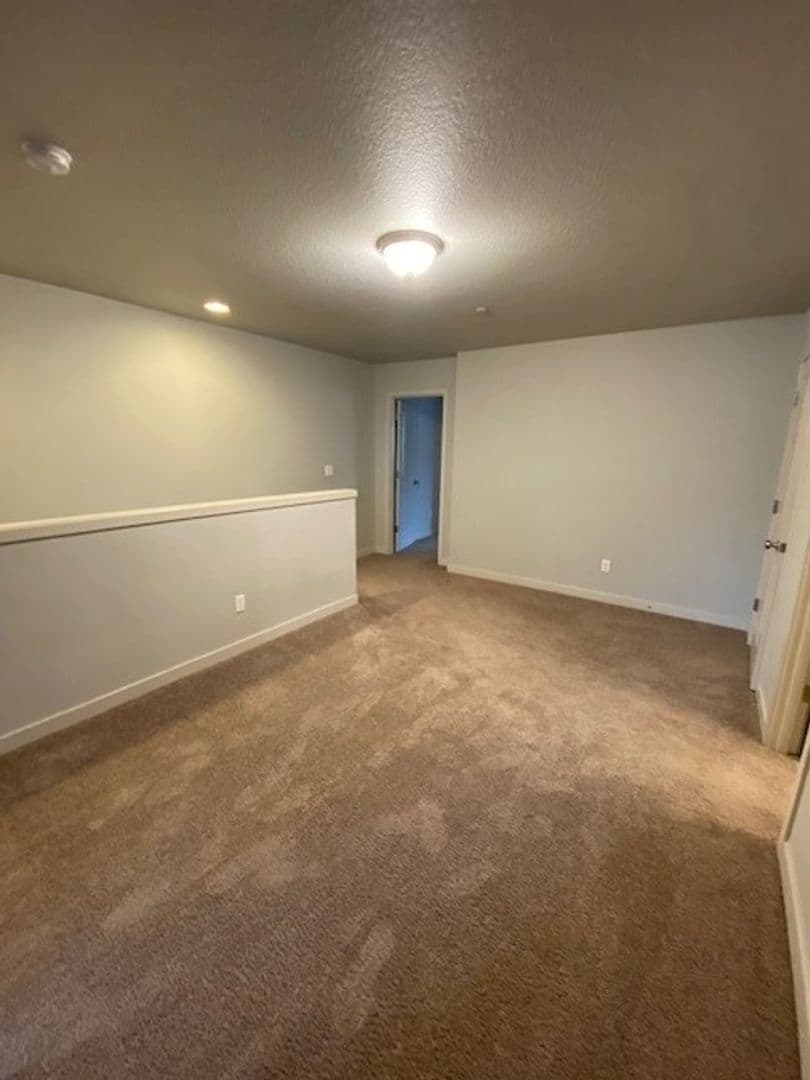 Ridgefield House: 175 N 44 Pl