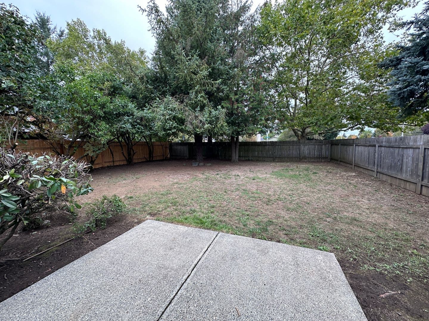 Vancouver House: 1904 SE Blairmont Drive