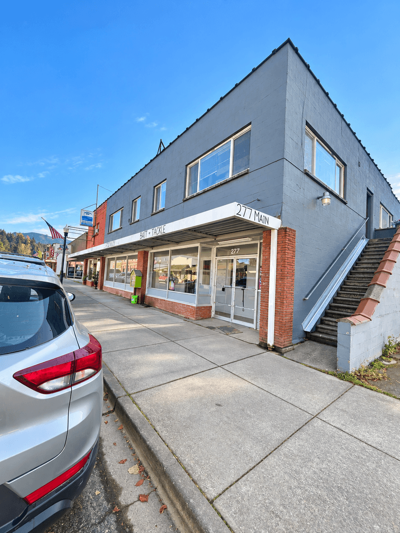 Morton Apartment: 277 Main Street