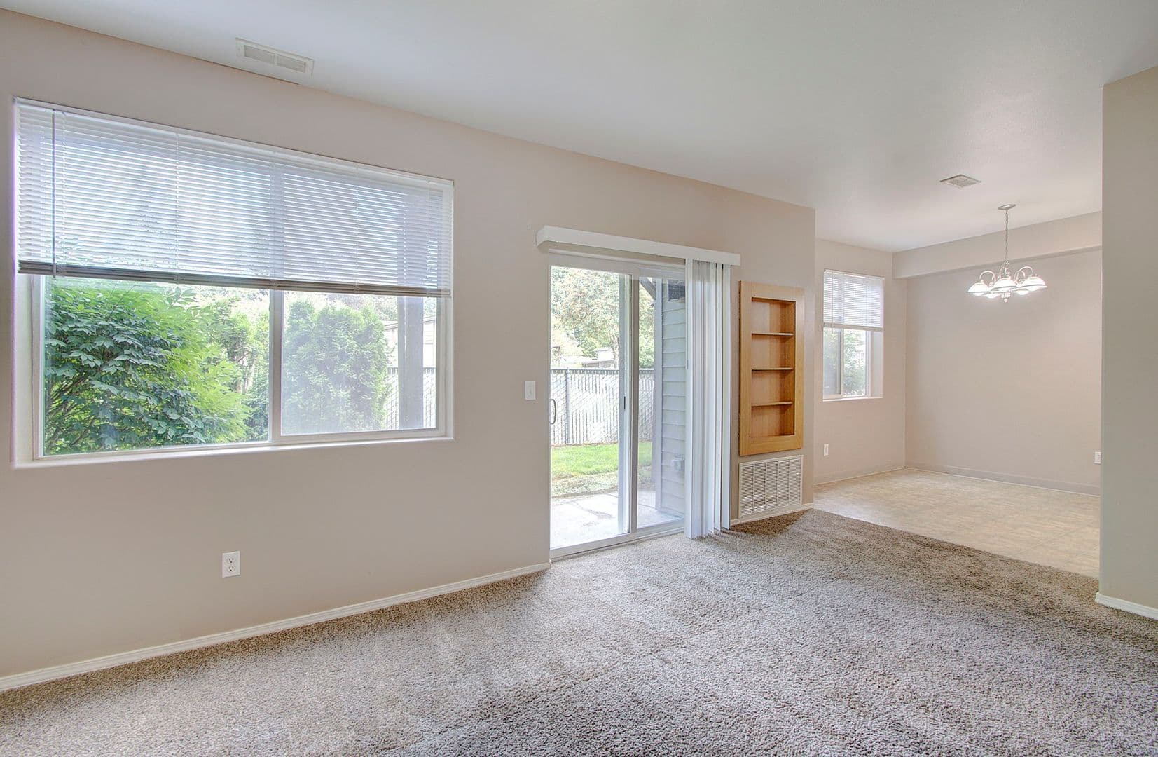 Vancouver House: 5264 NE 121 Avenue, #30