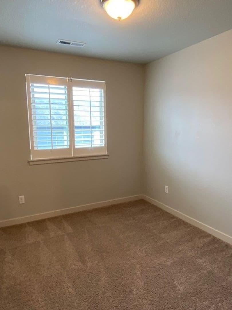 Ridgefield House: 175 N 44 Pl