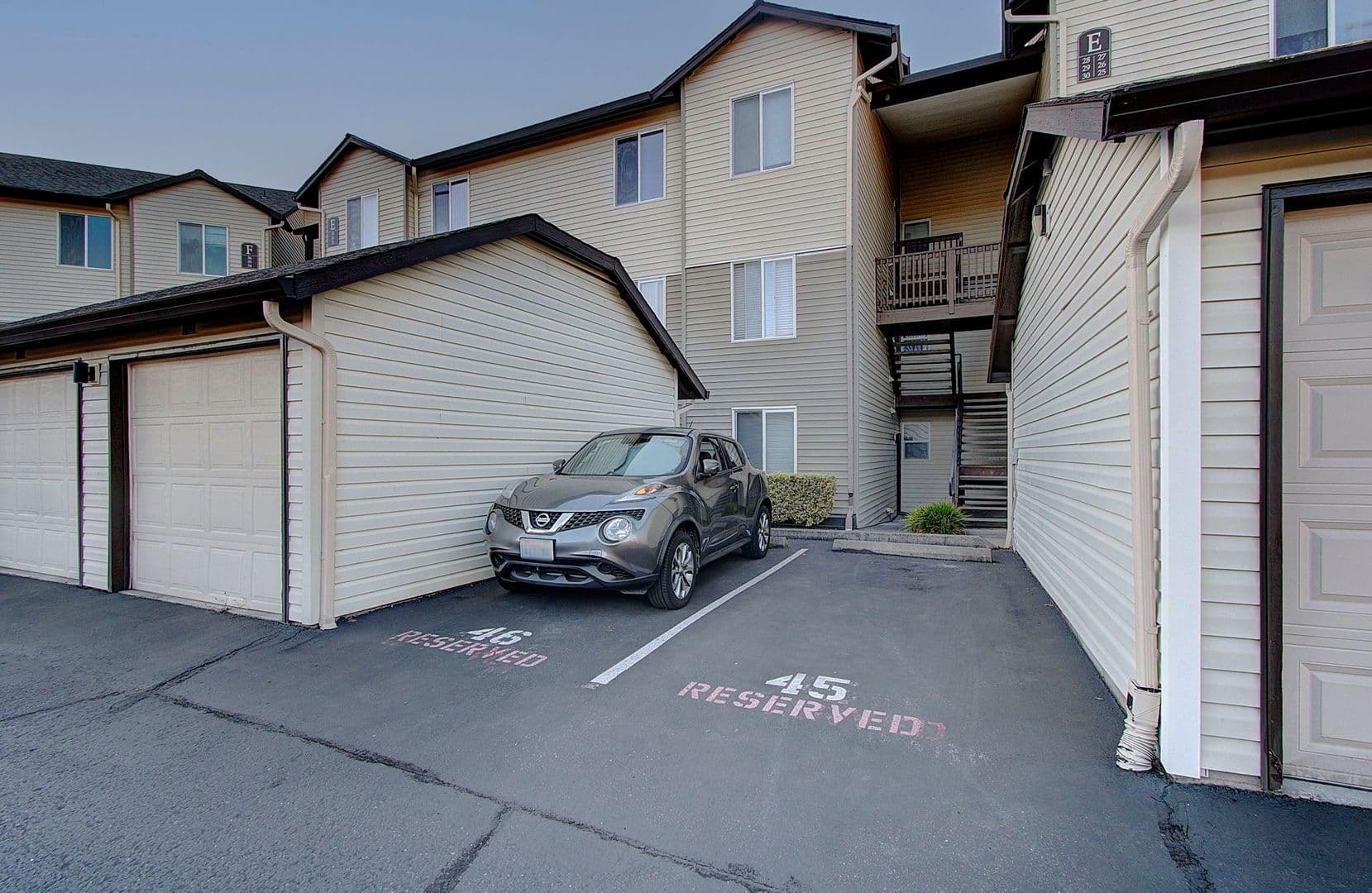 Vancouver House: 5264 NE 121 Avenue, #30