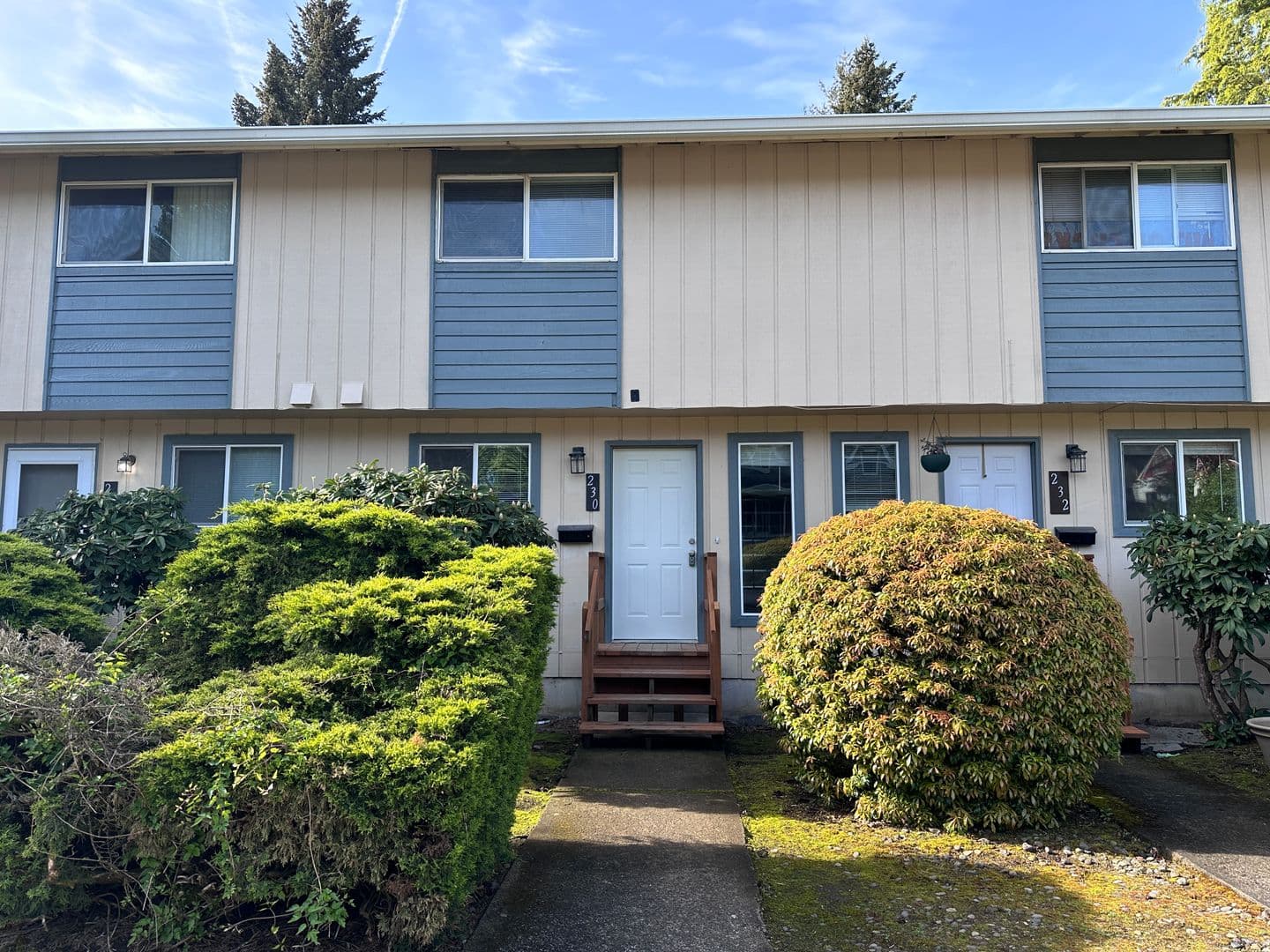 Camas Apartment: 222-238 NW 12 Avenue