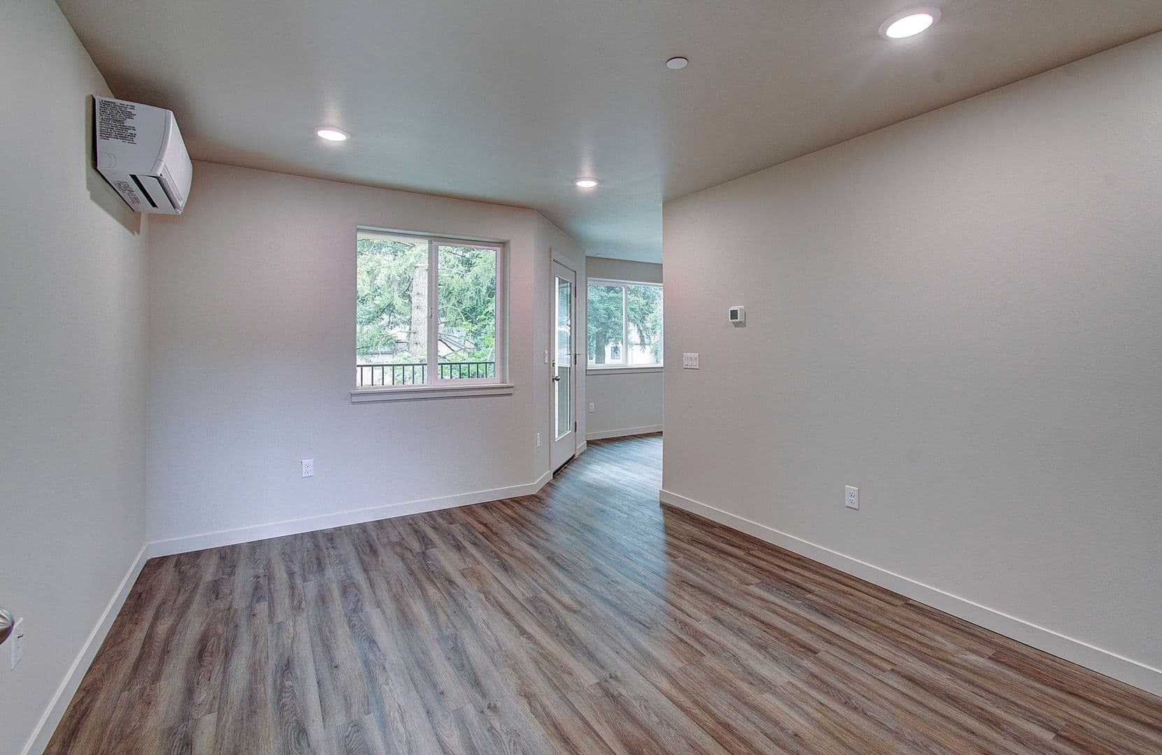 Vancouver Apartment: 404 NE 117 Avenue #107