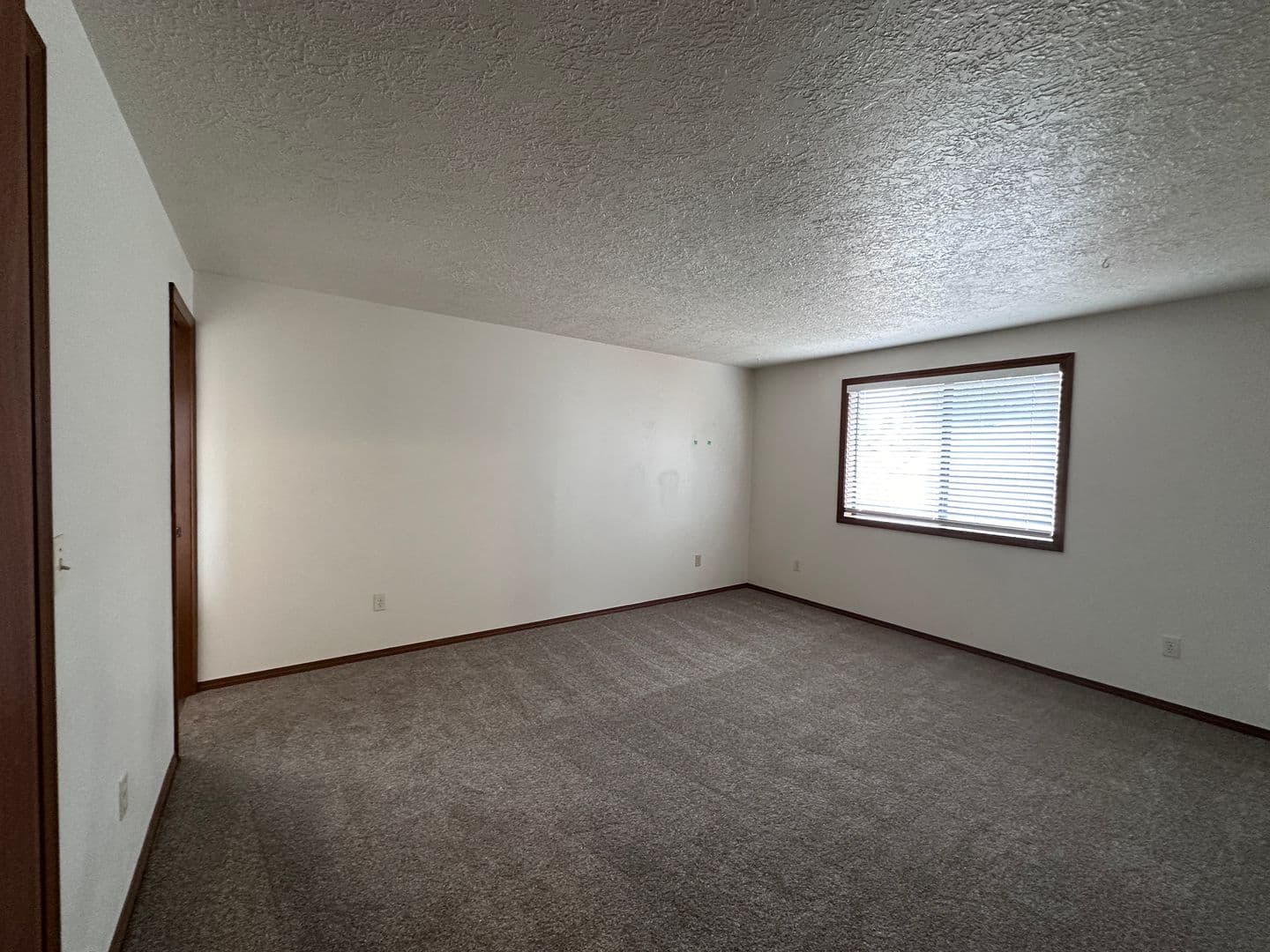Vancouver House: 1904 SE Blairmont Drive